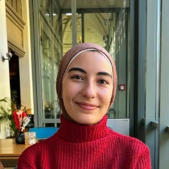 Porträt von Sarah Dahanni